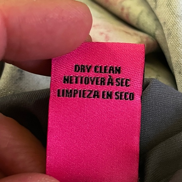 NEW Betsey Johnson Midi Dress Leopard Cheetah Print with Roses Sz 16 NWT - Picture 16 of 16